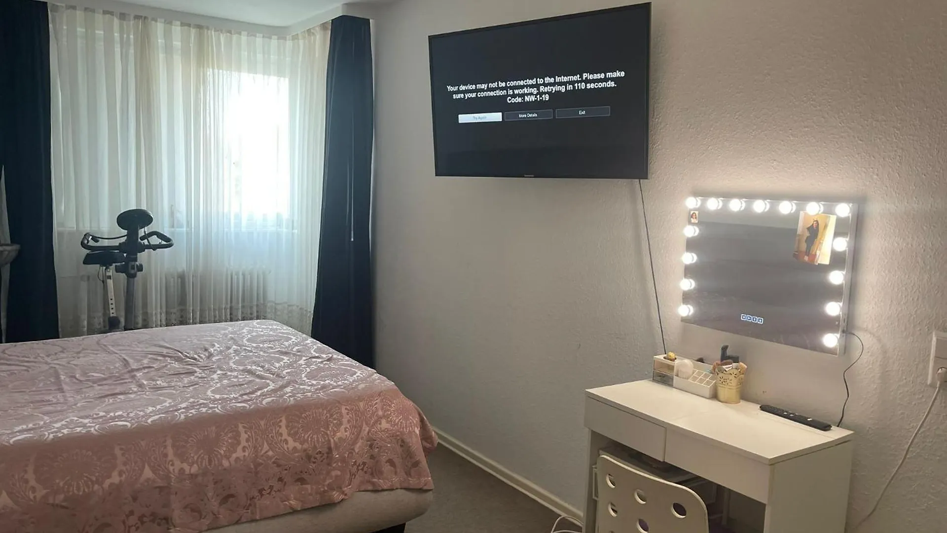 1 Zimmer In Einer 2 Zimmer Wohnung Zu Vermieten Wg Anfragen Bitte Nur Von Frauen Berlín 0*,  Alemania
